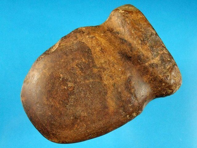 013. 5 1/4 Kentucky Limonite Full Groove Axe. G-9 $425.00 SOLD